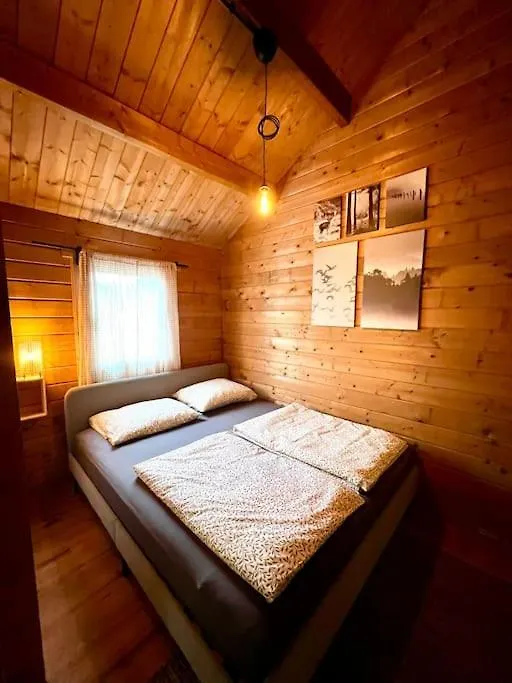 Cozy Chalet With Garden And Jacuzzi Near Amsterdam Vijfhuizen Vakantiehuis